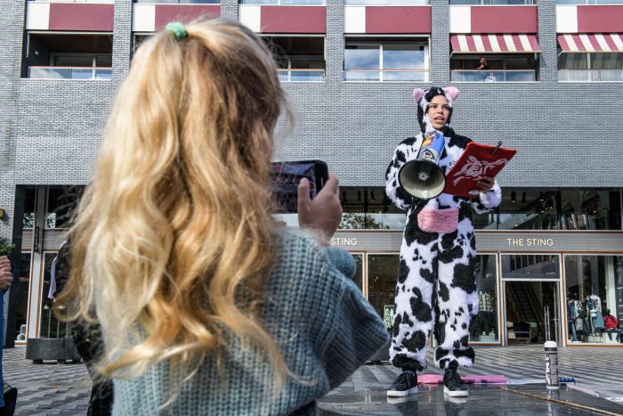 Toespraak tijdens actie Extinction Rebellion in Tilburg tegen slachterij Vion
