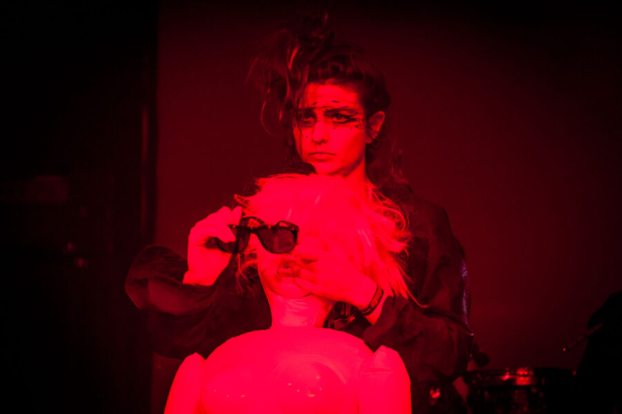 Geneva Jacuzzi, Incubate 2013, Tilburg