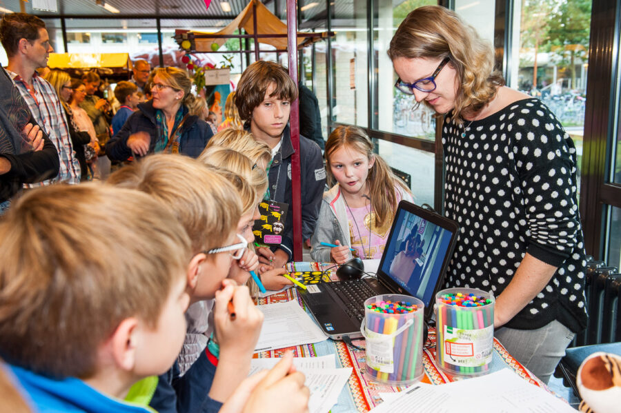 Night University is het jaarlijkse openbaar toegankelijke festival van de Tilburg University.