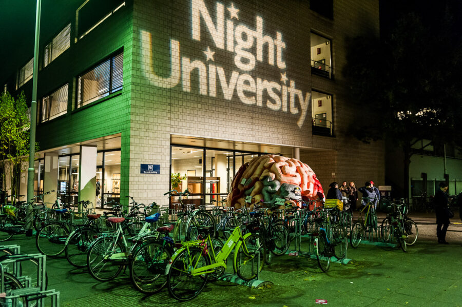 Night University is het jaarlijkse openbaar toegankelijke festival van de Tilburg University.