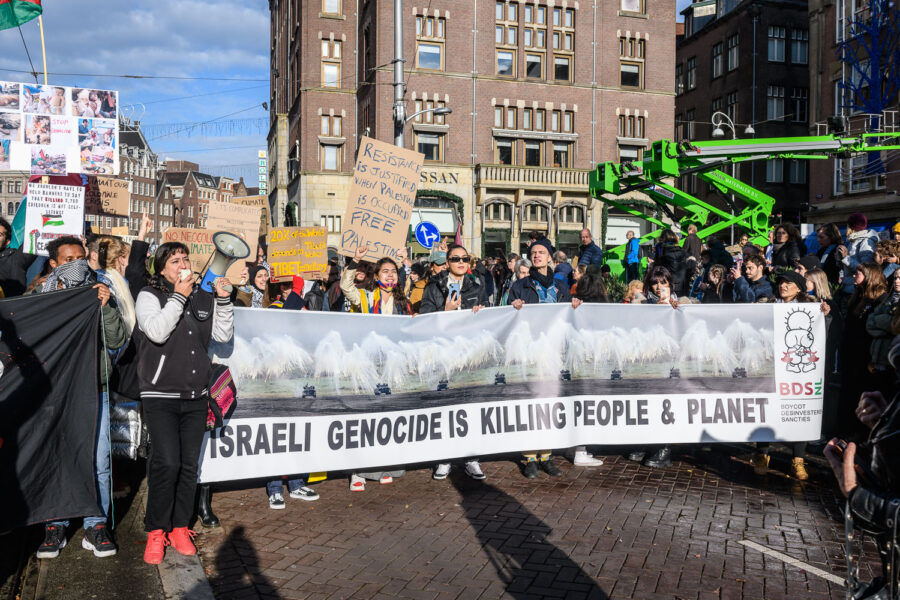 Free Palestine acties tijdens de Klimaatmars Amsterdam 2023