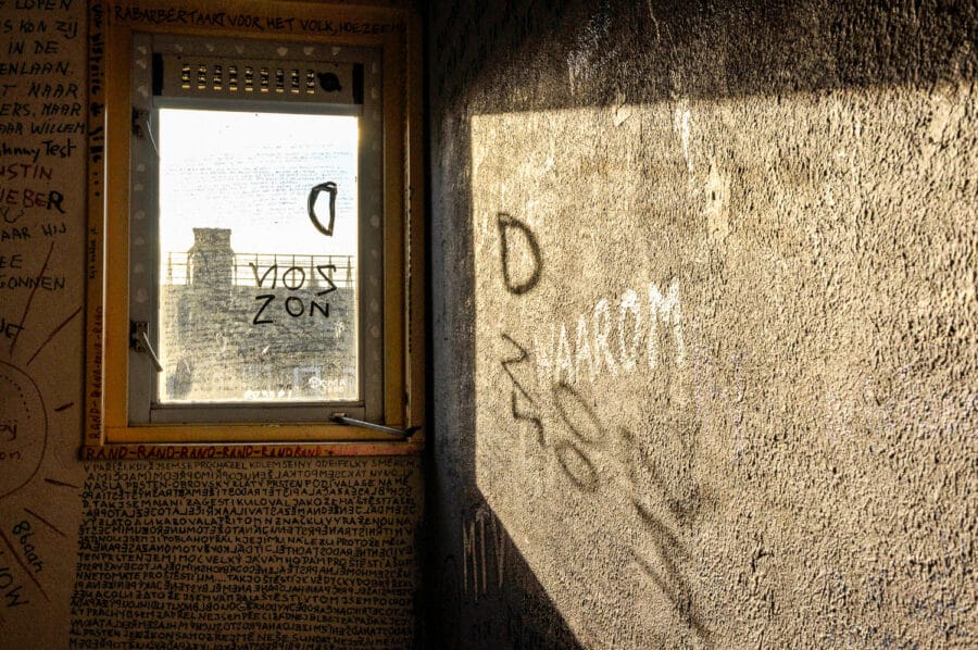 Tilburgse wijk Groeseind ten tijde van de sloop in 2010: House of Words